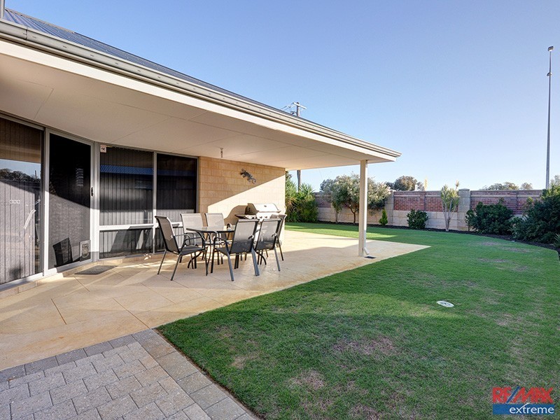 16 Bonnard Crescent, Ashby WA 6065