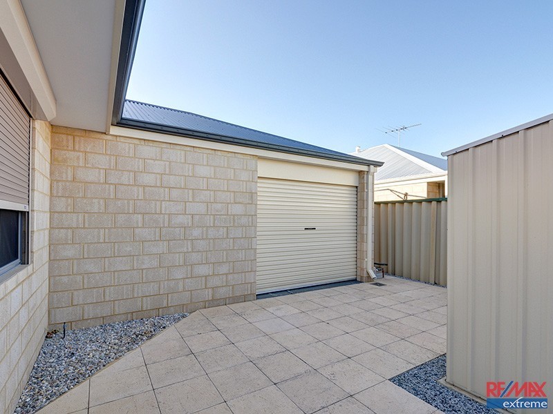 16 Bonnard Crescent, Ashby WA 6065
