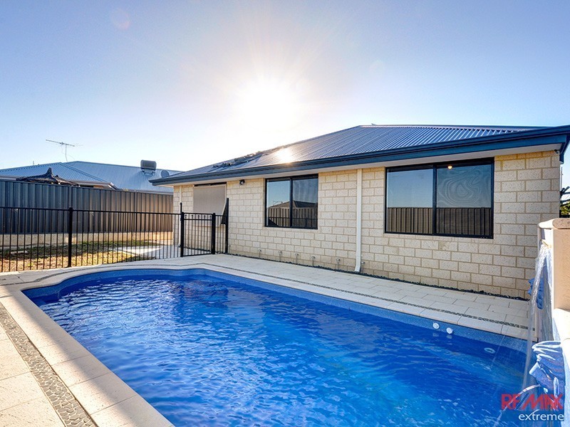 9 Saxicola Road, Banksia Grove WA 6031