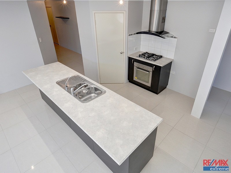 9 Saxicola Road, Banksia Grove WA 6031