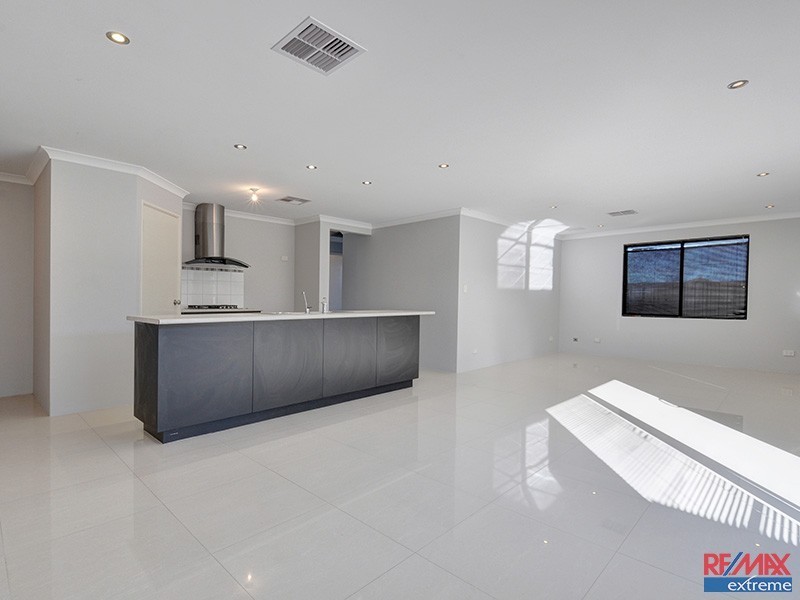 9 Saxicola Road, Banksia Grove WA 6031