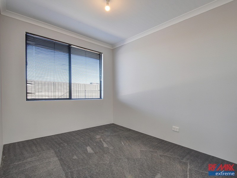 9 Saxicola Road, Banksia Grove WA 6031