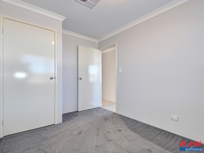 9 Saxicola Road, Banksia Grove WA 6031