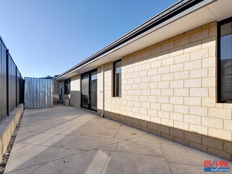 9 Saxicola Road, Banksia Grove WA 6031