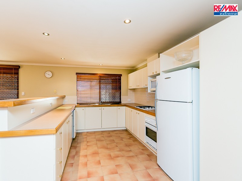 5 Penion Close, Heathridge WA 6027