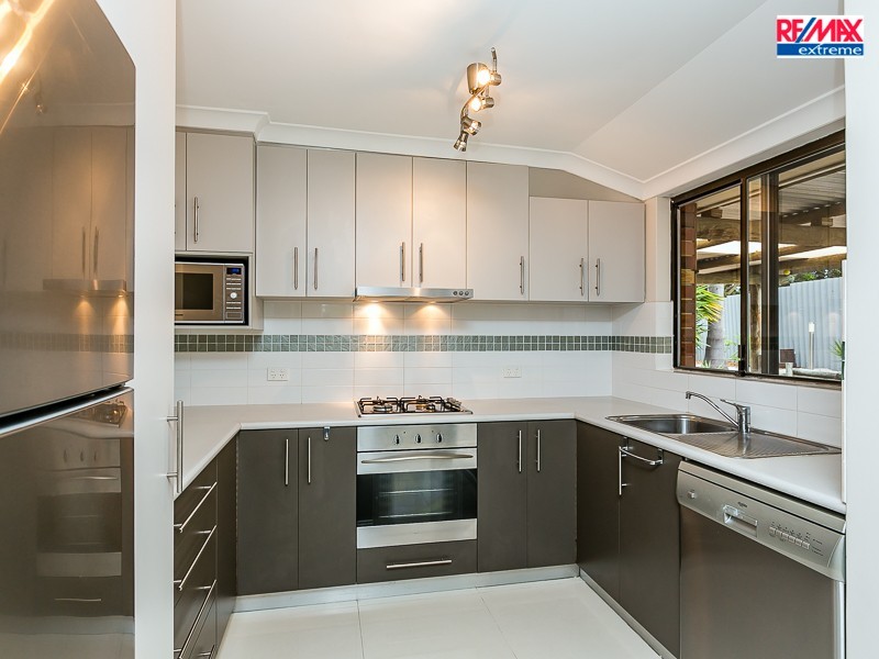 3 Peninsula Avenue, Heathridge WA 6027