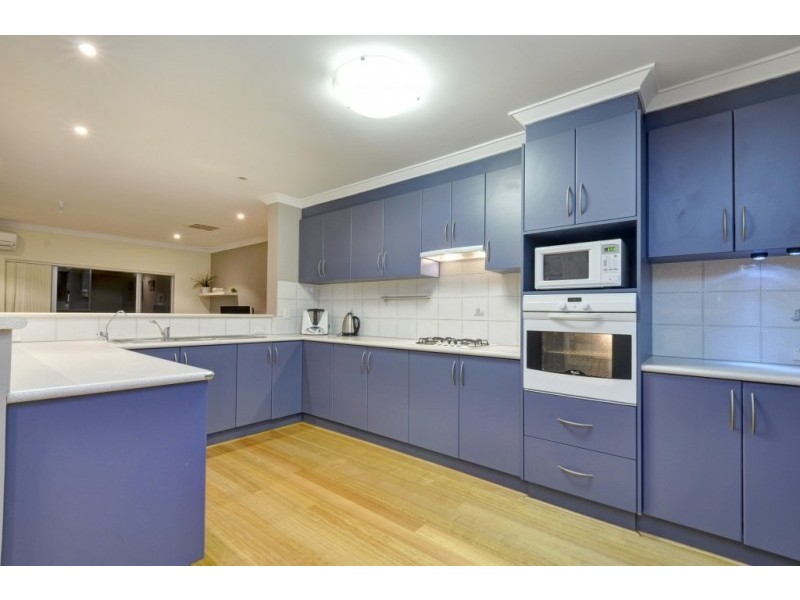 18 Stanford Road, Kallaroo WA 6025