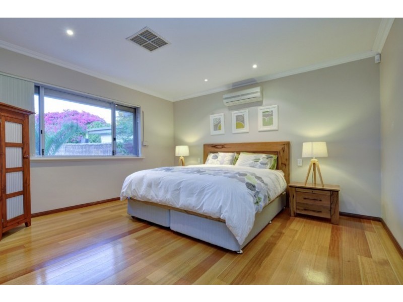 18 Stanford Road, Kallaroo WA 6025