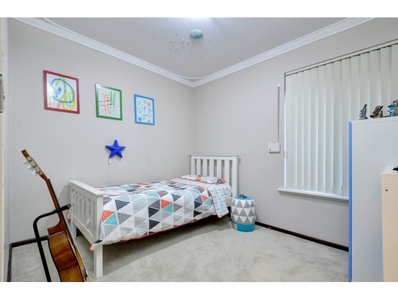 18 Stanford Road, Kallaroo WA 6025