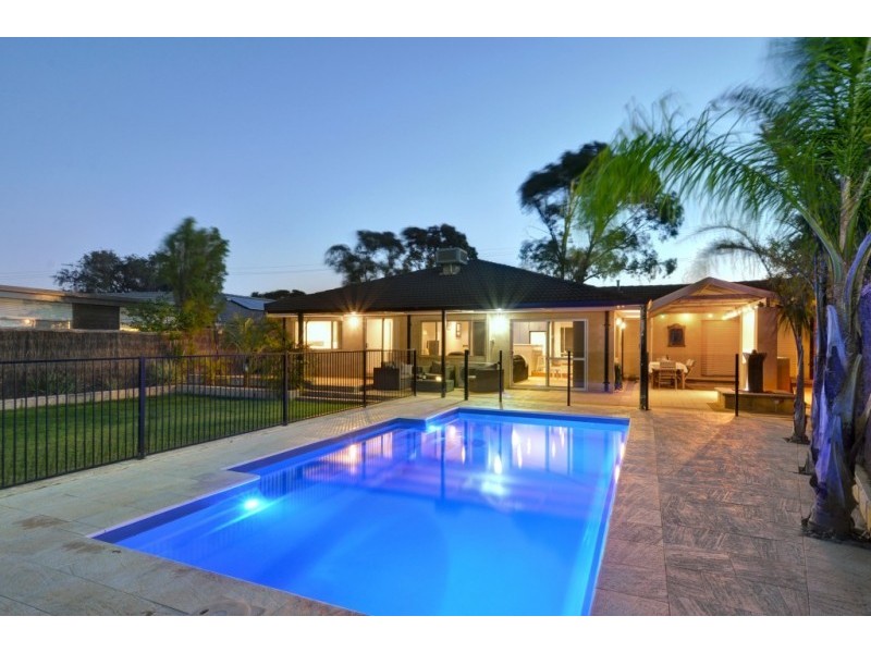 18 Stanford Road, Kallaroo WA 6025