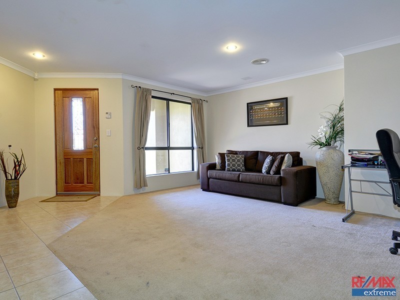 52 Tandara Fairway, Tapping WA 6065