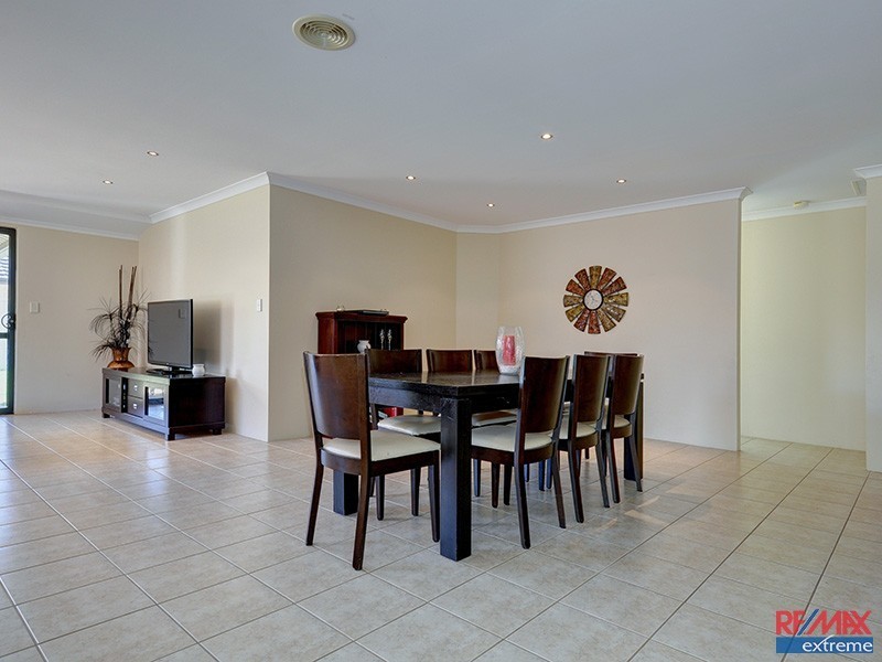 52 Tandara Fairway, Tapping WA 6065