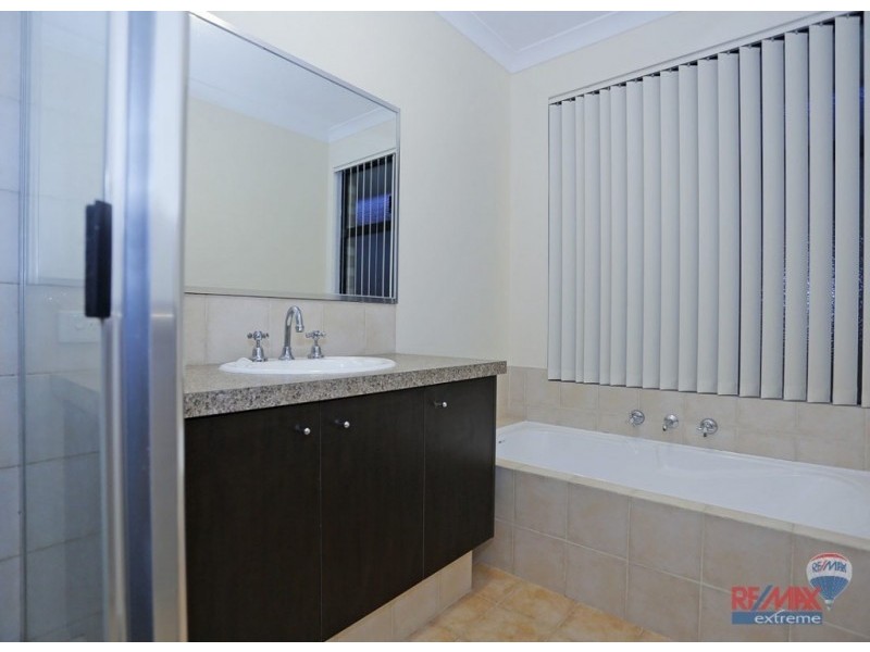 61 Shepperton Drive, Butler WA 6036