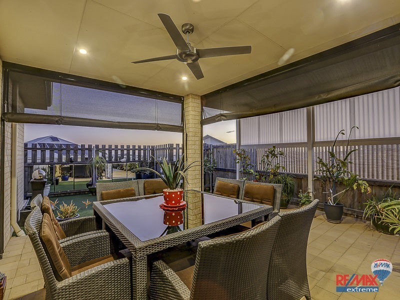 11 Tinsel Street, Yanchep WA 6035