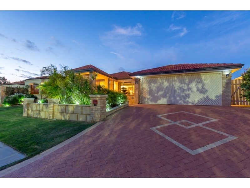 9 Castellon Entrance, Mindarie WA 6030