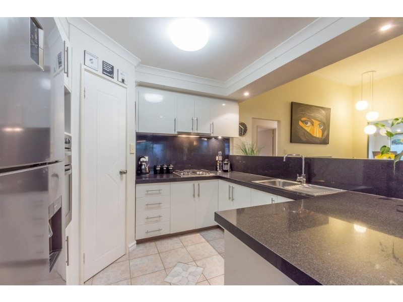 9 Castellon Entrance, Mindarie WA 6030