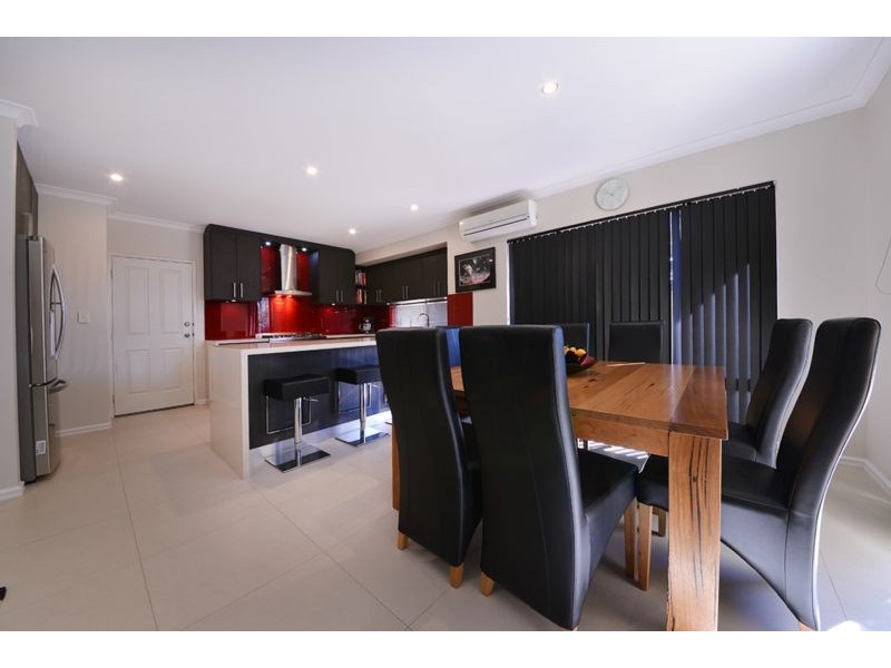 4 Ficarra Way, Sinagra WA 6065