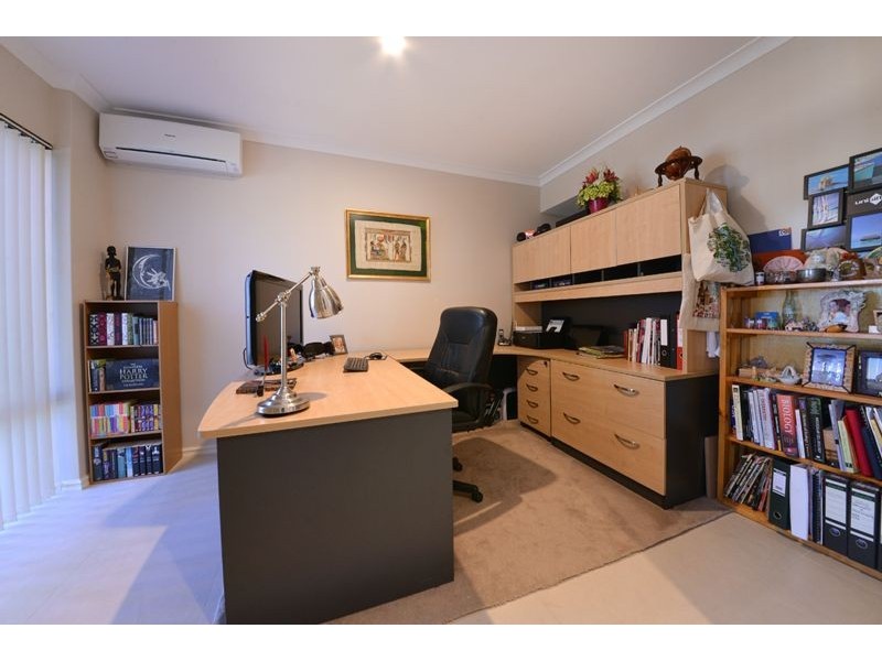 4 Ficarra Way, Sinagra WA 6065