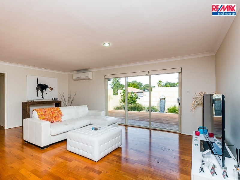 39 Drummer Way, Heathridge WA 6027