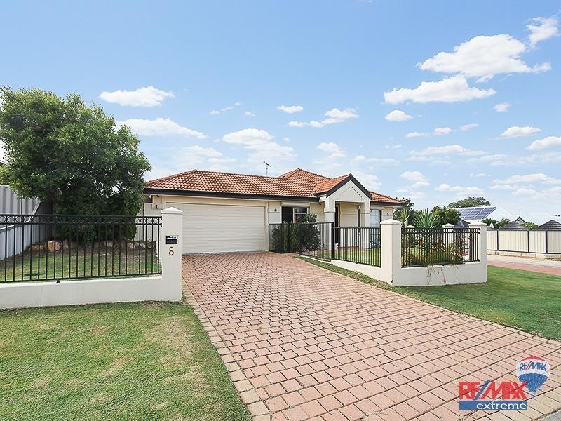 8 Danja Rise, Hocking WA 6065