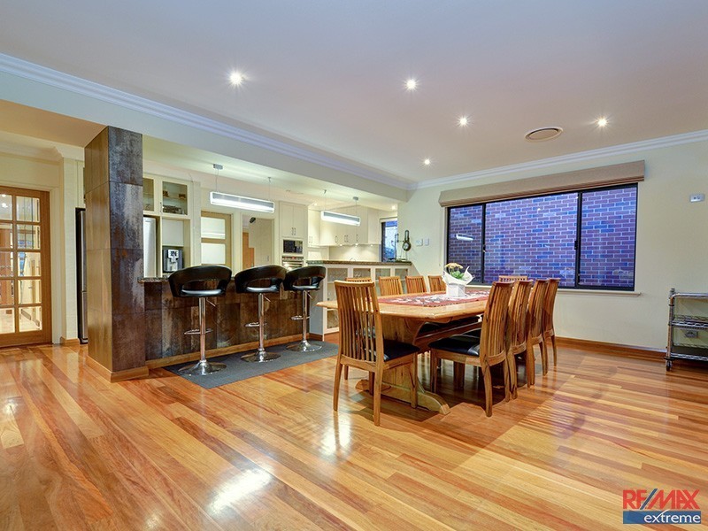 31 Matta Way, Pearsall WA 6065