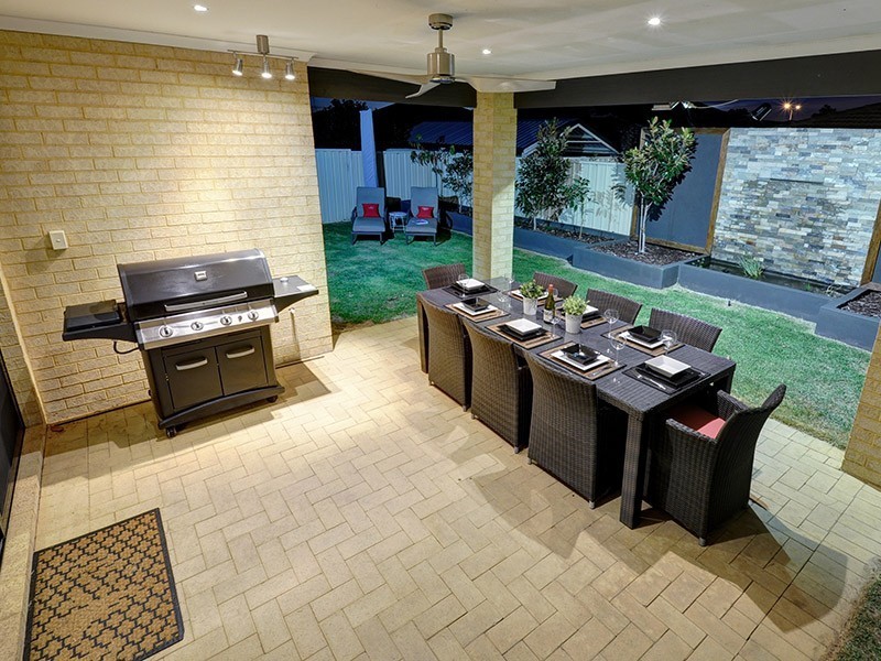 21 Alandale Bend, Banksia Grove WA 6031