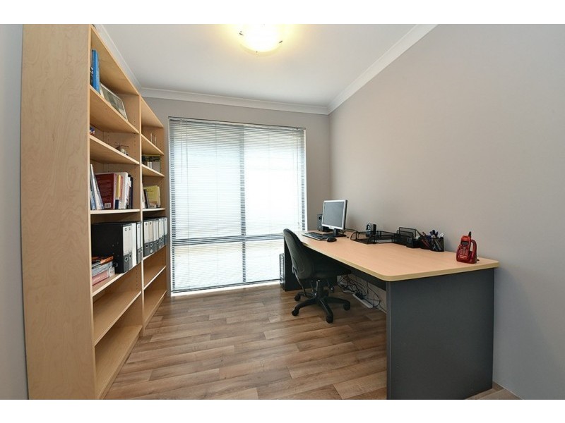 26 Finglas Meander, Butler WA 6036