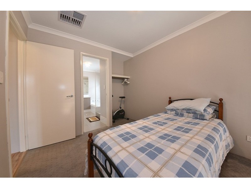 26 Finglas Meander, Butler WA 6036