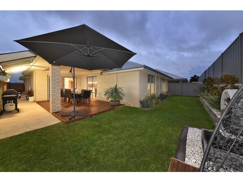 29 Farnham Pass, Alkimos WA 6038