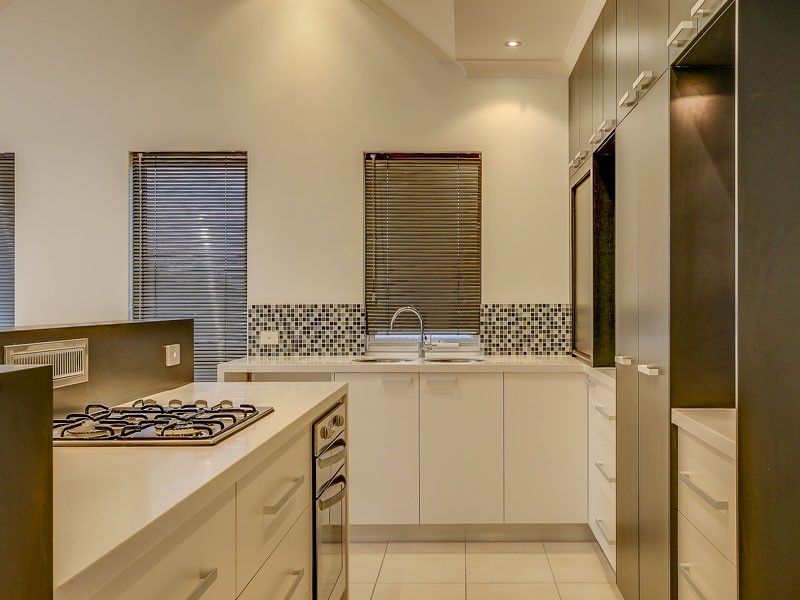 73 Lindsay Beach Blvd, Yanchep WA 6035