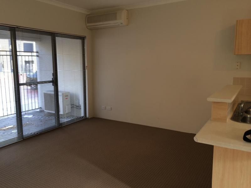 5/22 Grand Boulevard, Joondalup WA 6027