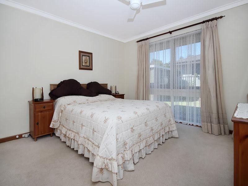 5 Barque Place, Kallaroo WA 6025