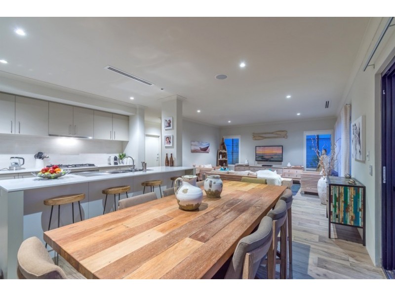 10 Auger Way, Alkimos WA 6038