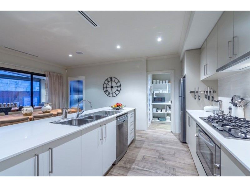 10 Auger Way, Alkimos WA 6038