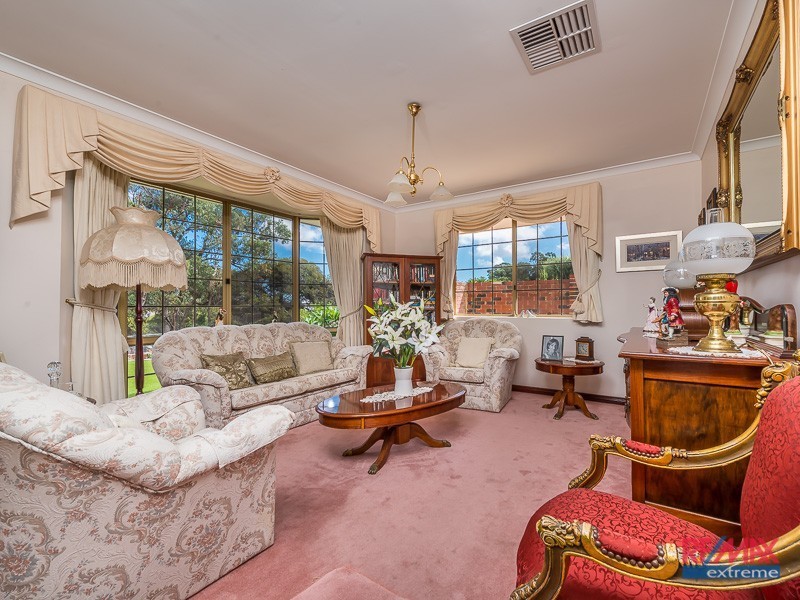 8 Poplar Close, Edgewater WA 6027