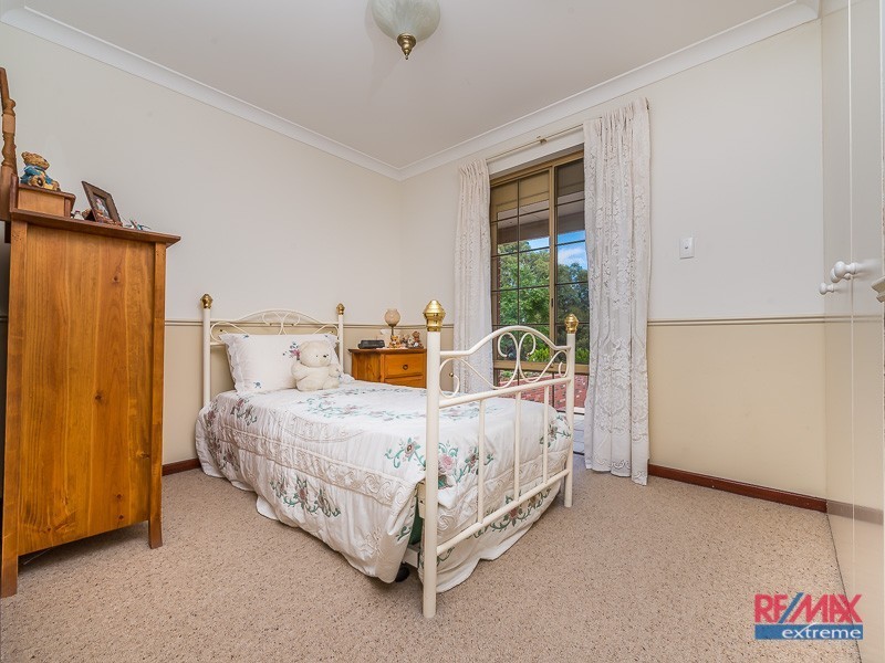 8 Poplar Close, Edgewater WA 6027