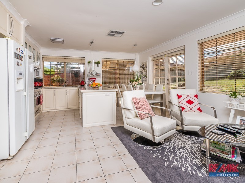 8 Poplar Close, Edgewater WA 6027