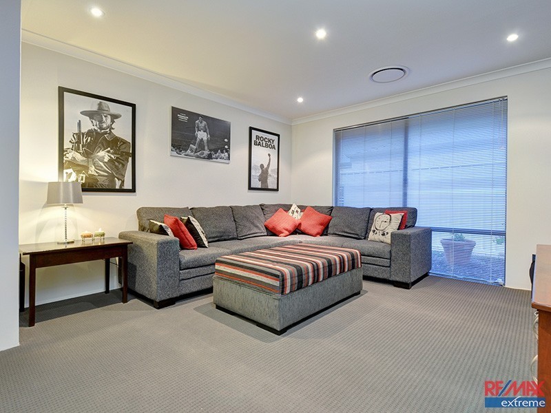 1 Roma Lane, Banksia Grove WA 6031