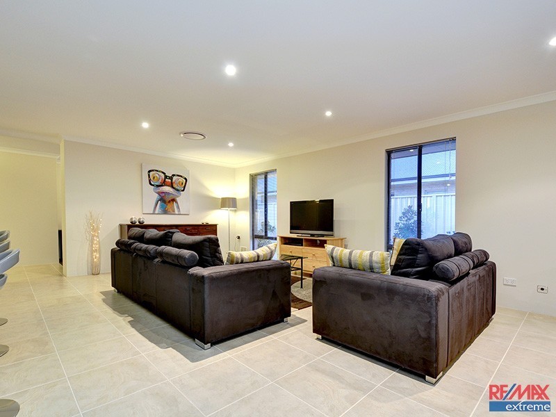 1 Roma Lane, Banksia Grove WA 6031