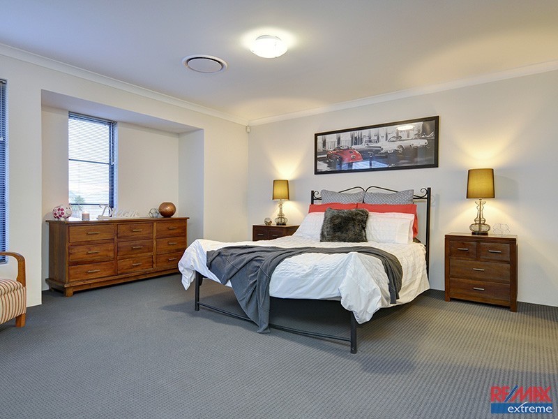 1 Roma Lane, Banksia Grove WA 6031