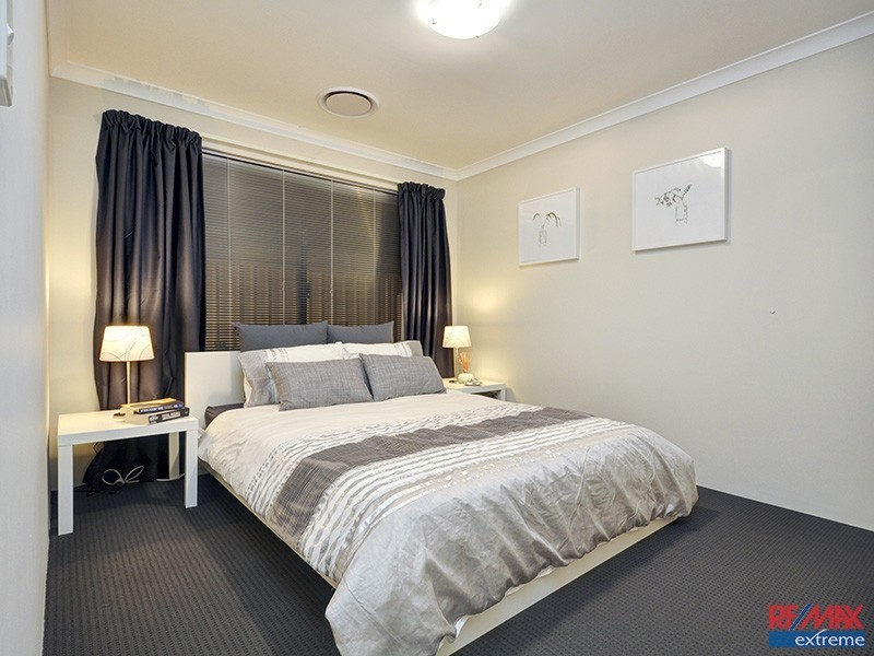 1 Roma Lane, Banksia Grove WA 6031