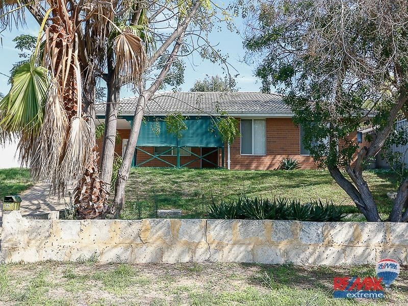 25 Meadow Place, Quinns Rocks WA 6030