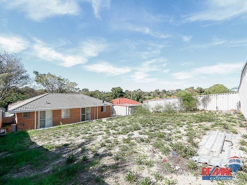 25 Meadow Place, Quinns Rocks WA 6030
