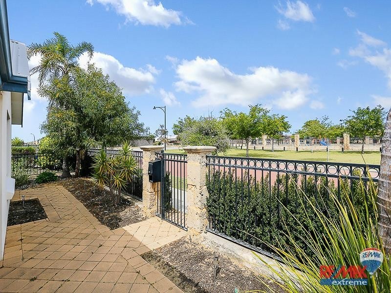 33 Itchen Loop, Butler WA 6036