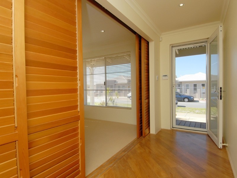 10 Pymore Crescent, Butler WA 6036