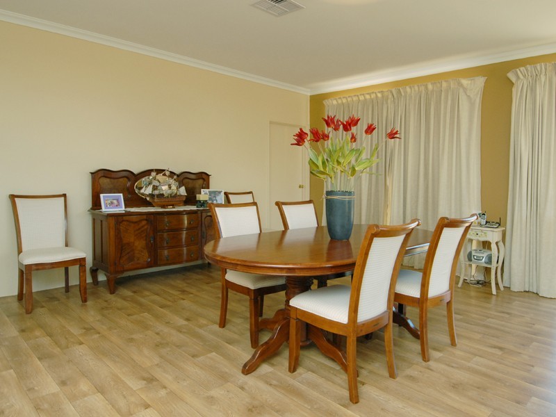 19 Landbeach Blvd, Butler WA 6036