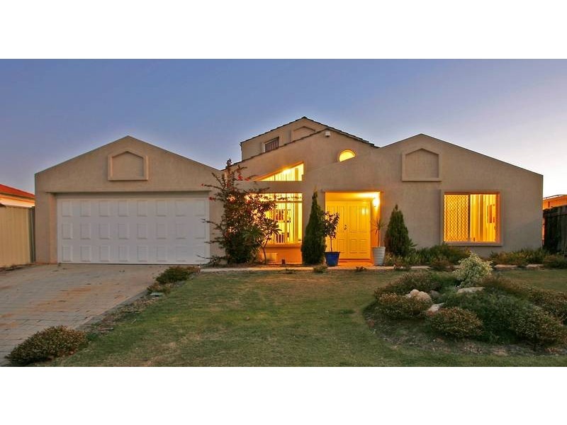 10 Monclair Pass, Currambine WA 6028