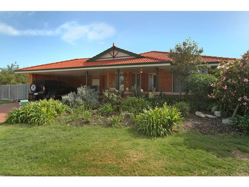 15 Columbus Mews, Currambine WA 6028