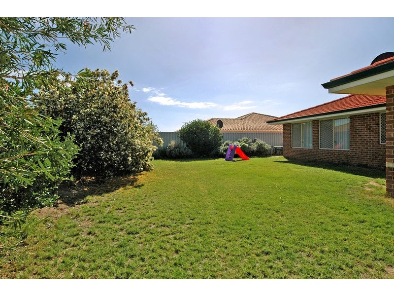 15 Columbus Mews, Currambine WA 6028