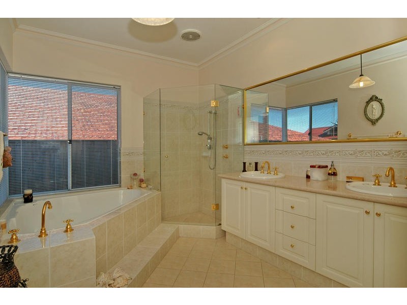 7 Prince Court, Quinns Rocks WA 6030